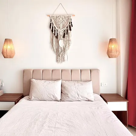 Comfy Studio, Pools, Private Beach At Peaceful Resort